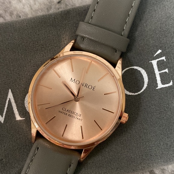 Monroe womens watch - Picture 2 of 2